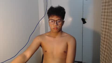 Snapshot of naughtyhot_star19 chatting on 07.28.26 today is my birthday i hope i try yehaa for my fisrtime ever and i am waiting for pvt bby online show from 07.28.26