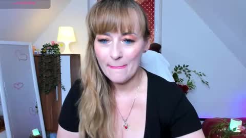 Milana - on air every day except Wednesday from 9 pm to 4 am European time online show from 03.08.26