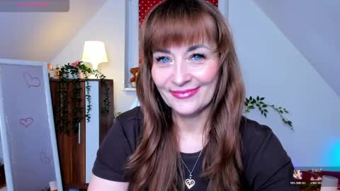 Milana - on air every day except Wednesday from 9 pm to 4 am European time online show from 04.09.26