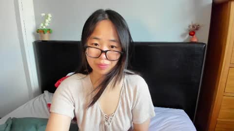 Snapshot of naughtynerdygirl chatting on 06.24.26 Gigi Chu online show from 06.24.26