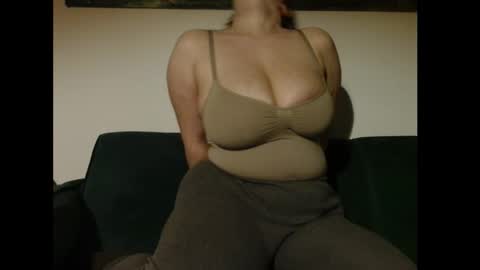 Ella - Naughty Rapunzel online show from 01.10.26