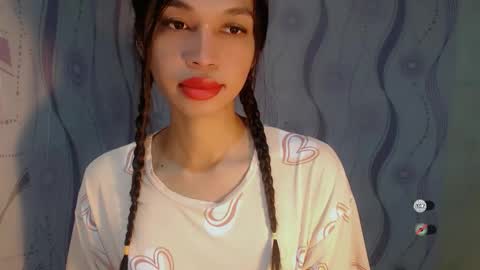 Snapshot of naughtysunshinepinay chatting on 05.23.26 Celine online show from 05.23.26