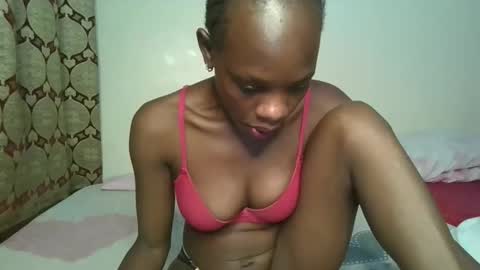 Snapshot of naughtysweetpie chatting on 04.02.26 naughty online show from 04.02.26