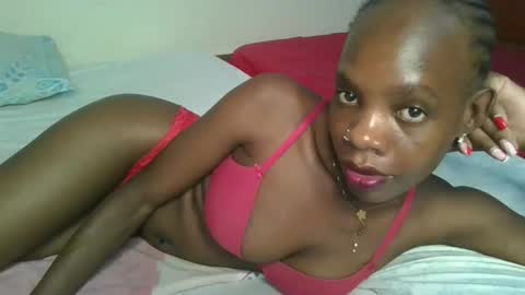 Snapshot of naughtysweetpie chatting on 04.29.26 naughty online show from 04.29.26