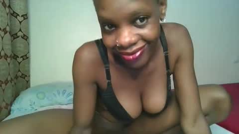 Snapshot of naughtysweetpie chatting on 05.04.26 naughty online show from 05.04.26