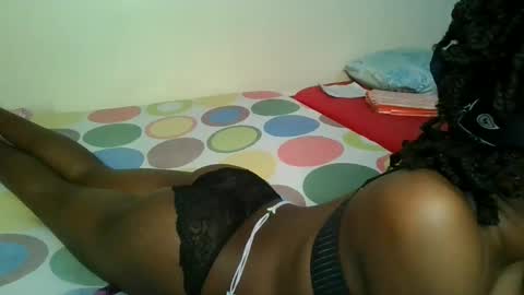 Snapshot of naughtysweetpie chatting on 05.20.26 naughty online show from 05.20.26