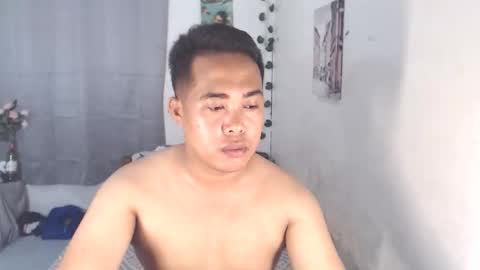 Snapshot of nauhty_kirkxxx chatting on 05.14.26 loverskirk online show from 05.14.26