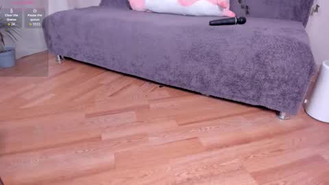 Kira online show from 03.05.26