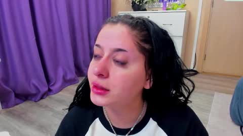 Eliza online show from 04.08.26