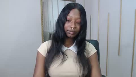 Nayaris 3 online show from 06.11.26