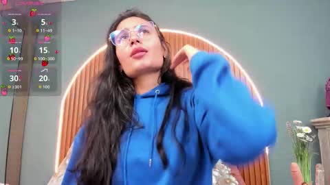 Naye  online show from 11.05.25