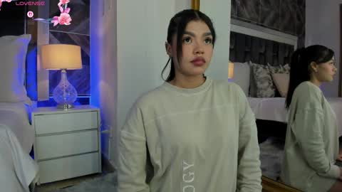   online show from 05.12.26