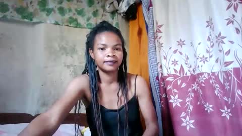 Nayla online show from 06.04.26