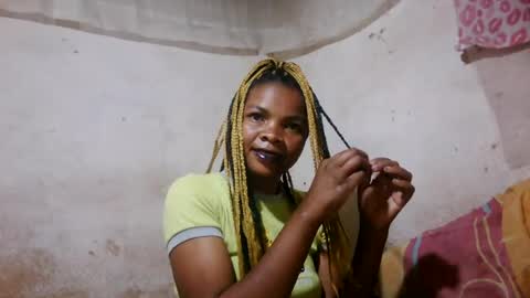 Nayla online show from 06.30.26