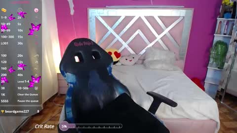 Snapshot of nayleah chatting on 02.26.25 nayleah online show from 02.26.25