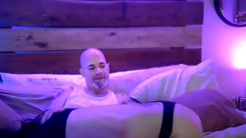 NC Bald And Beautiful online show from 12.02.25