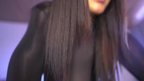 Nefertari online show from 02.28.26