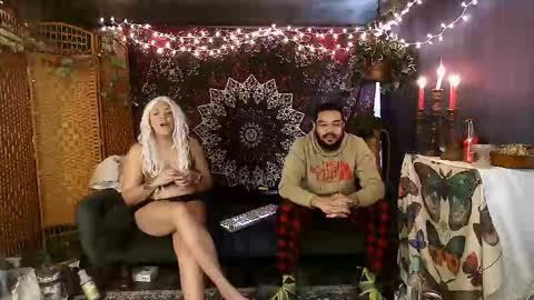 Nectar and Moss online show from 11.22.25