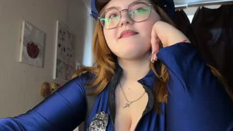 Snapshot of nectardream chatting on 06.19.26 nectardream online show from 06.19.26