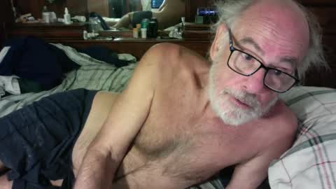 Snapshot of nedddludd chatting on 09.11.25 nedddludd online show from 09.11.25