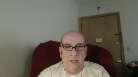 Snapshot of needlesslove chatting on 05.28.26 Tom online show from 05.28.26