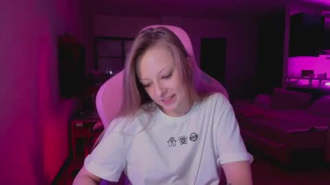 m a r i a online show from 03.04.25