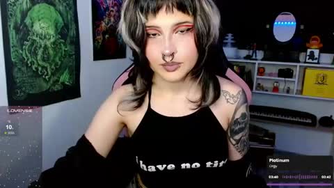 Snapshot of neena_nyx chatting on 05.17.26 Neena Nyx online show from 05.17.26