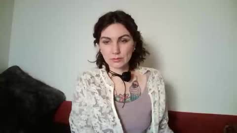 nefertiti_queen online show from 01.31.26