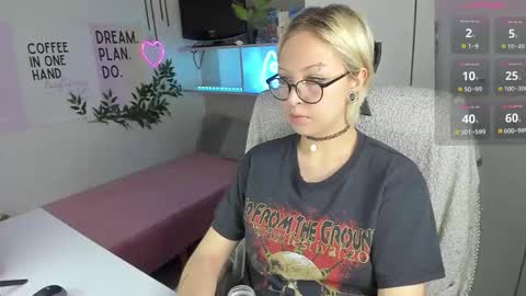 Kate online show from 03.14.26