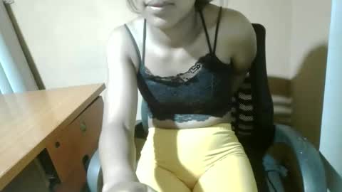 Snapshot of nelia_84 chatting on 04.26.26 nelia_84 online show from 04.26.26