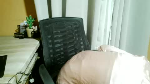 nelia_84 online show from 06.14.26