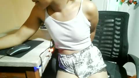 nelia_84 online show from 06.18.26