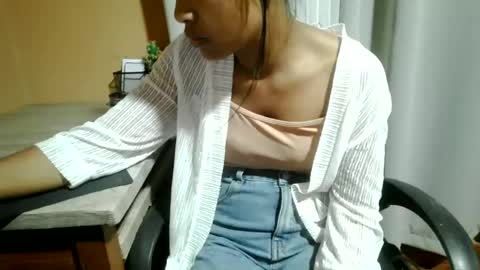 nelia_84 online show from 07.04.26