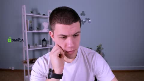 Snapshot of neo_raze_ chatting on 02.01.26 neo_raze_ online show from 02.01.26