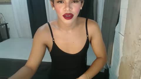 neomi online show from 10.23.25