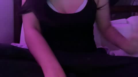 neomi online show from 02.16.26