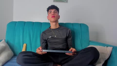  NeoRaptis  jhonatan  online show from 01.18.25