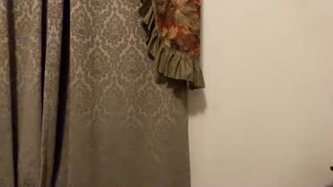 Snapshot of nepa420 chatting on 01.29.25 Versatile online show from 01.29.25