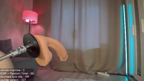 Lina Liza Emily and Grace online show from 06.22.26