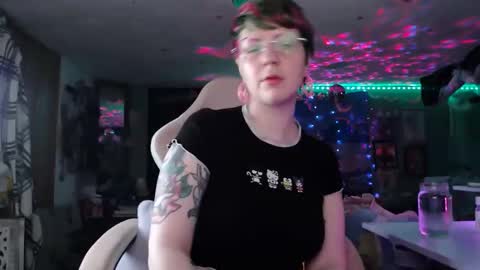 Snapshot of nerdy_squirty chatting on 05.27.26 NerdySquirty online show from 05.27.26