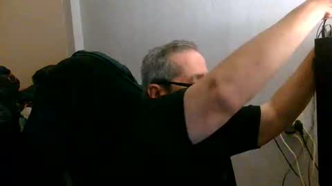 Snapshot of neron401 chatting on 05.19.26 neron401 online show from 05.19.26