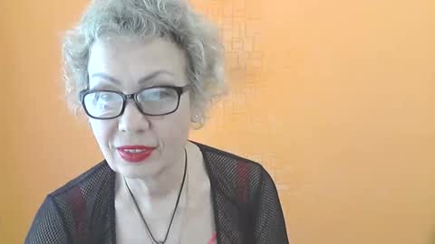 NessyJenixs online show from 04.08.26