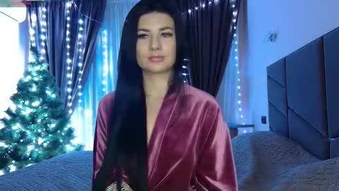 Nessy online show from 12.19.24