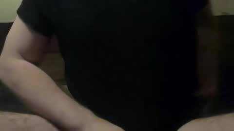 Snapshot of neu242gierig chatting on 11.08.25 Neu242Gierig online show from 11.08.25