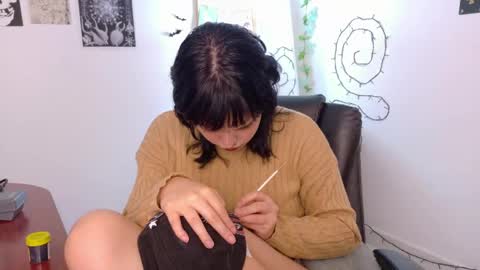 Snapshot of neurotic_witch chatting on 04.28.26 Mar online show from 04.28.26