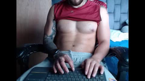 Snapshot of neuttron chatting on 10.22.25 neuttron online show from 10.22.25