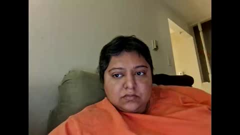 Snapshot of neverwiser chatting on 10.18.25 neverwiser online show from 10.18.25