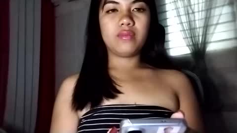 Snapshot of new_jasmine_here chatting on 02.17.26 Jazz online show from 02.17.26