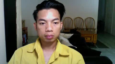 Snapshot of newrybabe chatting on 01.02.25 asian bigcock online show from 01.02.25