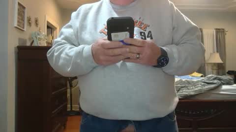 Snapshot of newtothis1015 chatting on 11.02.25 Daring online show from 11.02.25